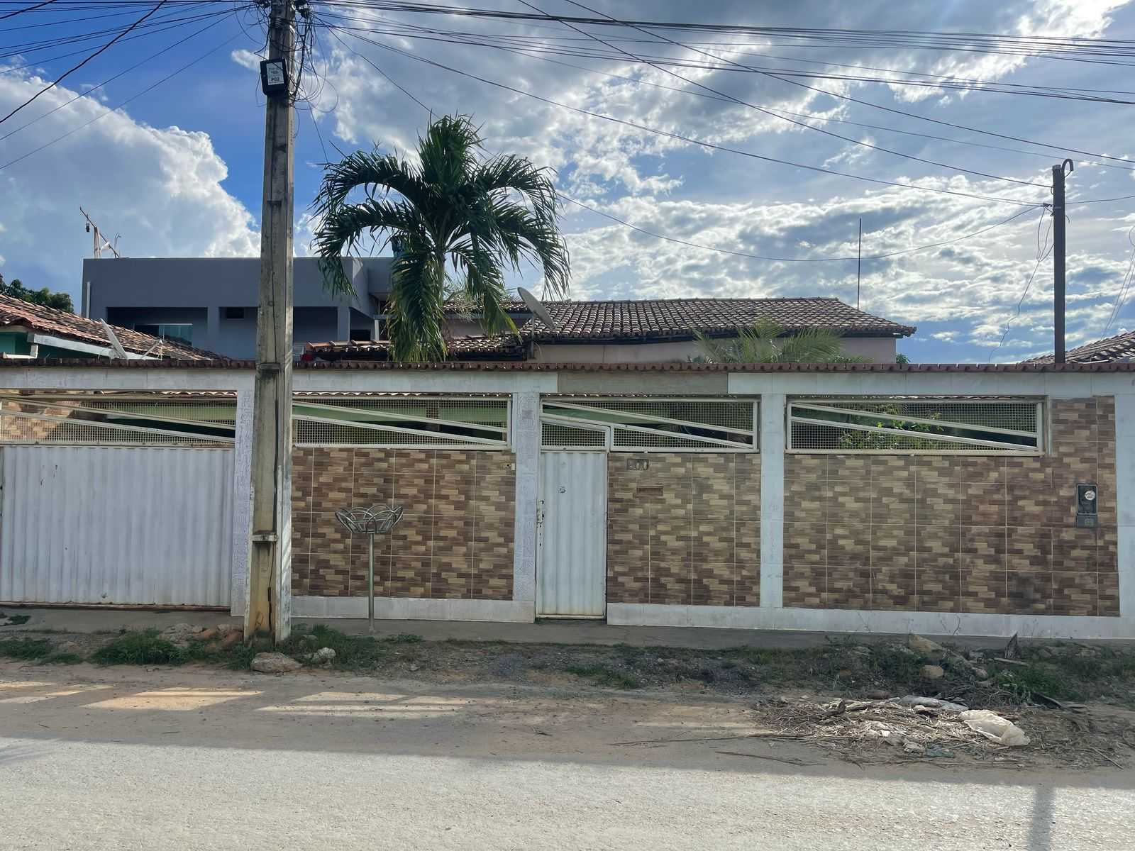 Casa em Santa Maria da Vitória, Parque De Exposicao, EMILIO MARQUES, 200, BA. Área: 187.05m2