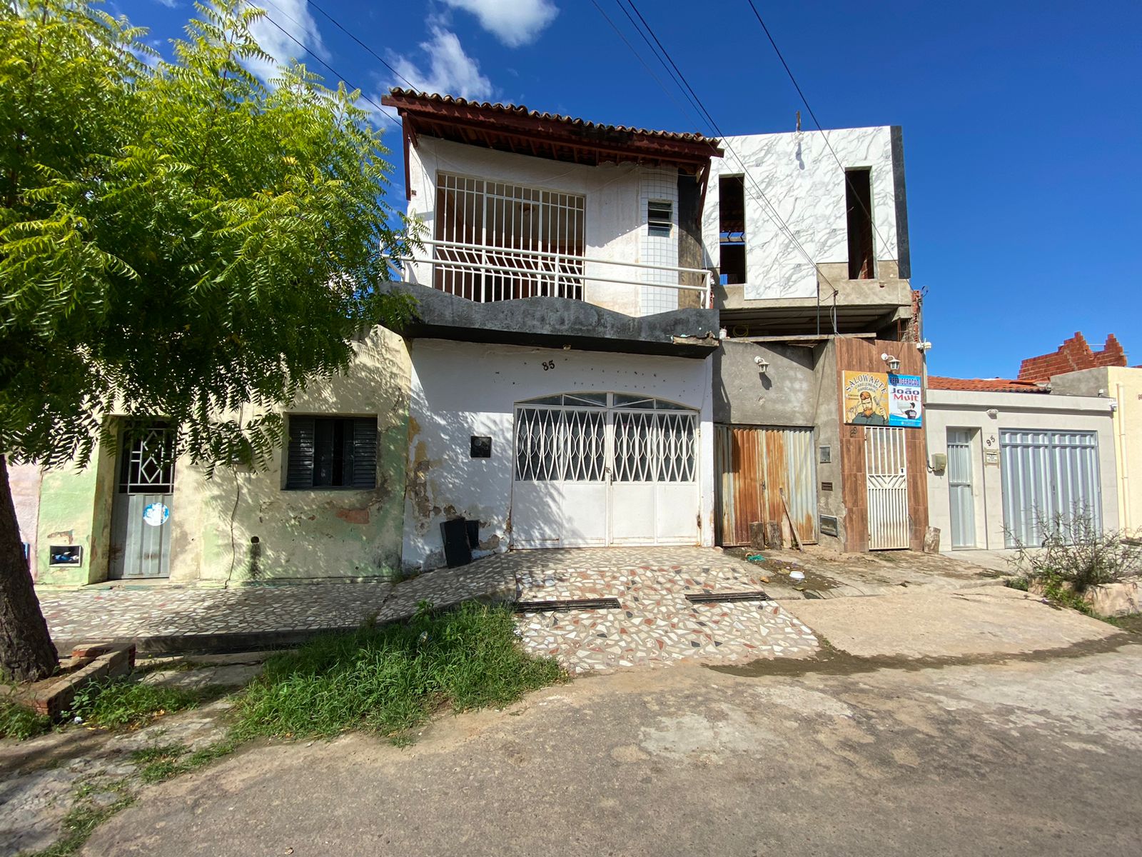 Casa em Iguatu, Vila Brasilia, RUA VEREADOR LUIZ BARRETO, 85, CE. Área: 77m2