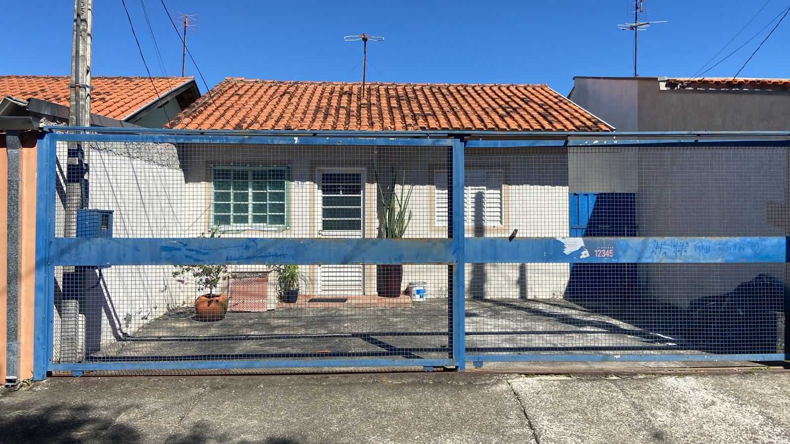 RUA THEREZINHA DE JESUS PEREIRA 46 Residencial Jardim dos Pássaros - PIRACANGAGUÁ - Taubaté/SP — foto principal