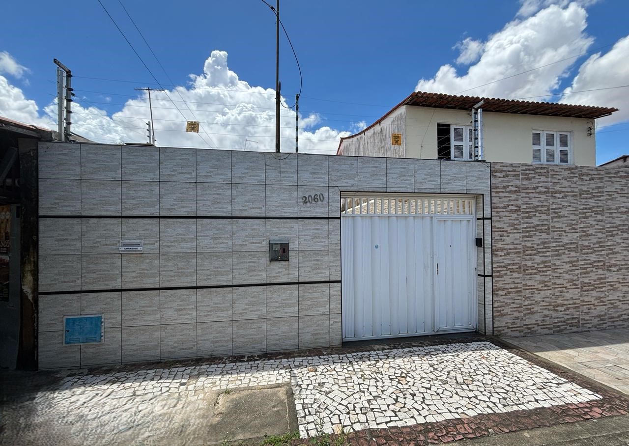 Casa em Fortaleza, Joao Xxiii, RUA NOEL ROSA, 2.060, CE. Área: 227.42m2