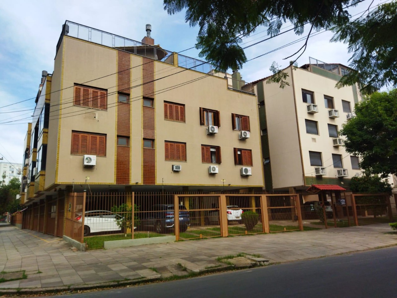 Apartamento em Porto Alegre, São Geraldo, RUA OLINDA, 411, Edifício Morada Grand Prix- AP 301 BLOCO 5 DENOMINADO INDIANAPOLIS - BOX 83/ BOX 84, RS. Área: 179.24m2