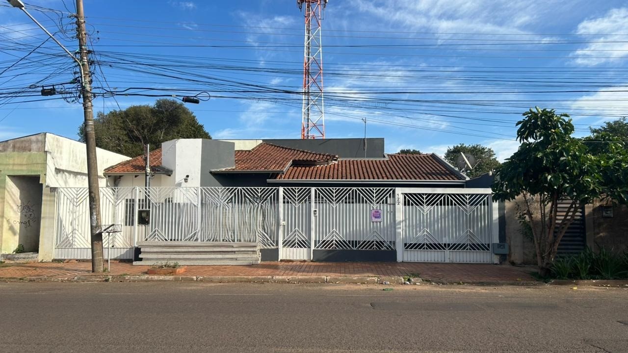 Casa em Campo Grande, Vila Taveirópolis, Rua Albert Sabin, 122, MS. Área: 223.94m2