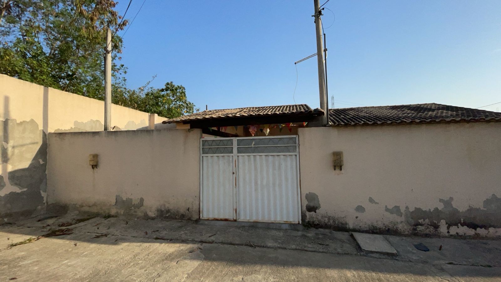 Rua Capitão Alencar Batista de Carvalho 127 Casa 07 - São Vicente - Belford Roxo/RJ — foto principal