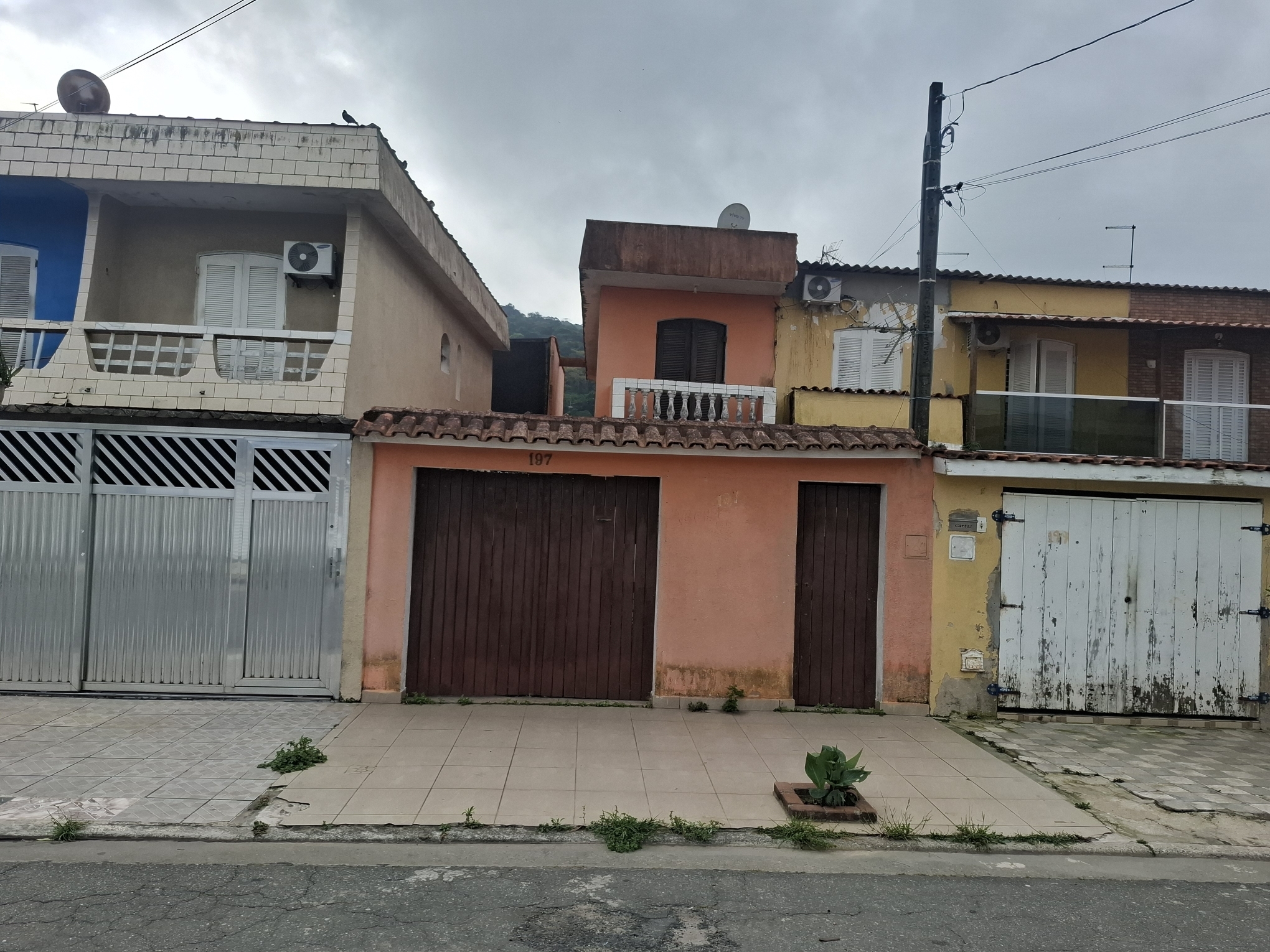 Rua 10 197 BLOCO A - Jardim Santa Maria - Guarujá/SP — foto principal