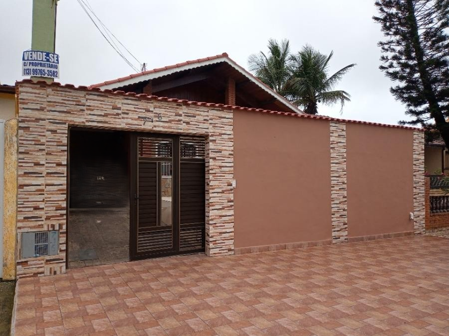Casa em Peruíbe, Parque Balneário Oasis, Avenida Edson Vieira Carreira, 716, SP. Área: 155.22m2