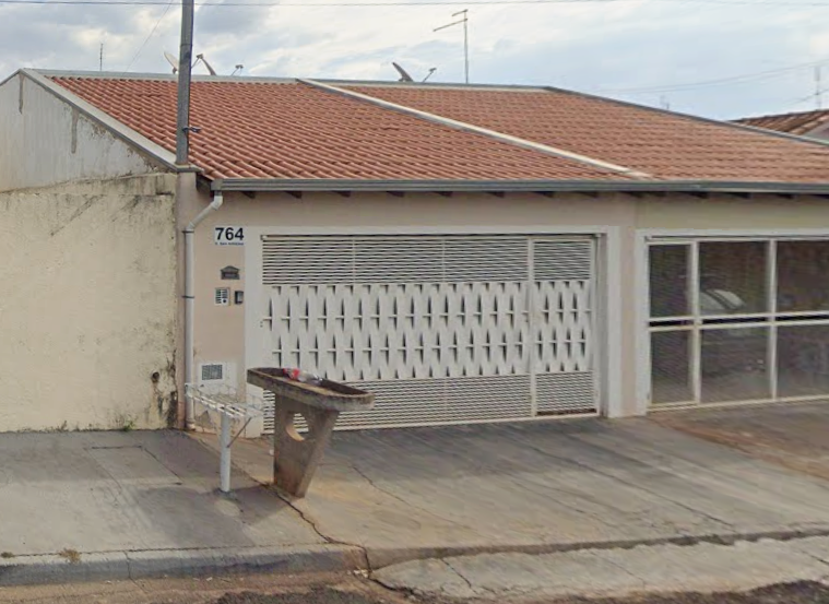Casa em Fernandópolis, Jardim Araguaia, Rua das Siriemas, 764, SP. Área: 159.69m2