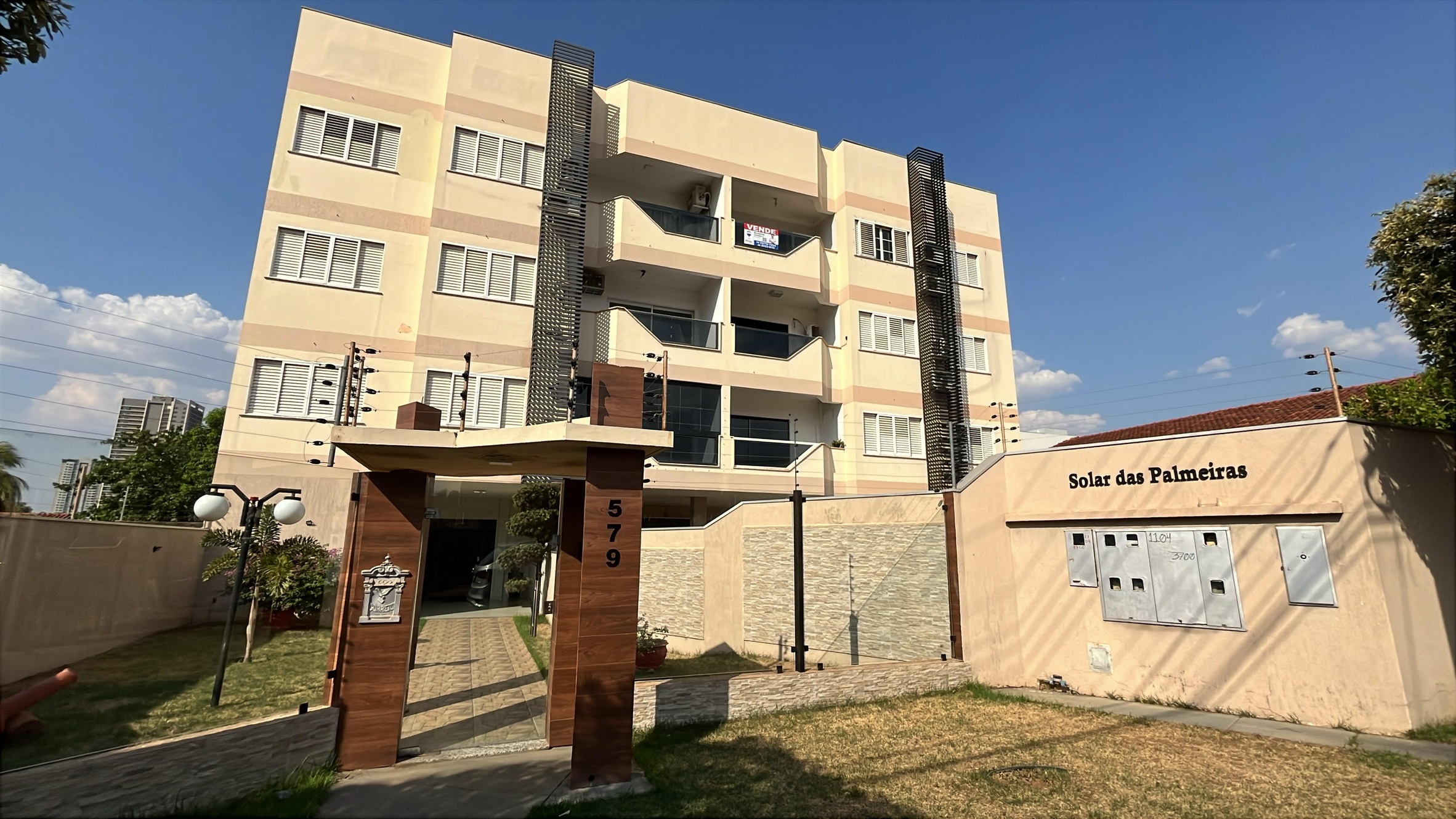 Apartamento em Rondonópolis, Vila Aurora I, RUA 13 DE MAIO, 579, APTO. 11 - EDF. RESIDENCIAL SOLAR DAS PALMEIRAS, MT. Área: 165.39m2