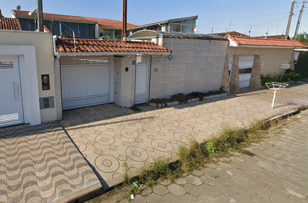 Rua Fernandes Onofre Trizzini 280 - Balneário Itaóca - Mongaguá/SP — foto principal