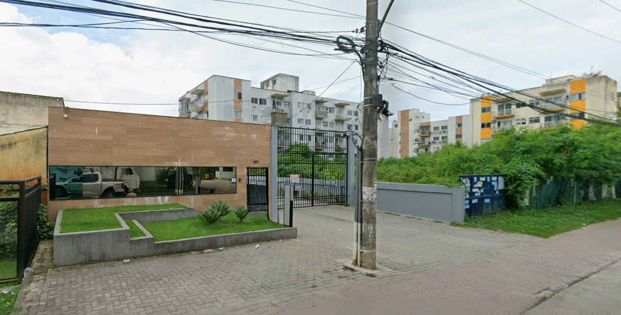 CONFORME MATRICULA E CERTIDAO DE DADOS CADASTRAIS ENDEREÇO RUA SILVIO ELIA — foto principal