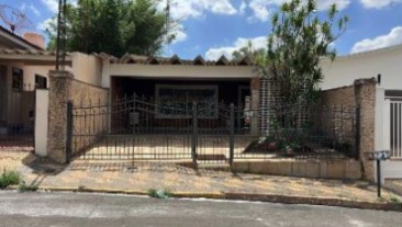 Casa em Capivari, Centro, RUA PADRE FABIANO, 1137, SP. Área: 227.28m2