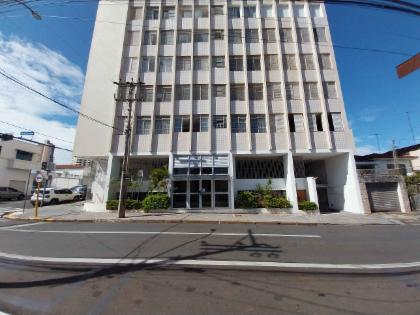 RUA QUINZE DE NOVEMBRO 8-80 APTO 13, TIPO C - EDIFÍCIO SAN FRANCISCO - CENTRO - Bauru/SP — foto principal