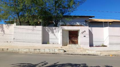 Casa em Salgueiro, Nossa Senhora Das Gracas, Rua Francisca Campelo, 135, PE. Área: 429.66m2