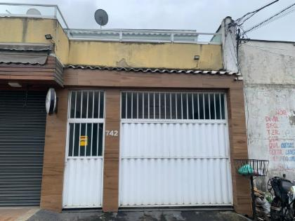 RUA GENI SARAIVA 742 CASA 4 - PONTO CHIC - Nova Iguaçu/RJ — foto principal